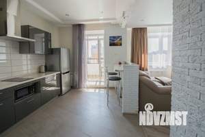 1-к квартира, посуточно, 42м2, 1/1 этаж