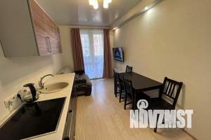 1-к квартира, посуточно, 42м2, 2/14 этаж