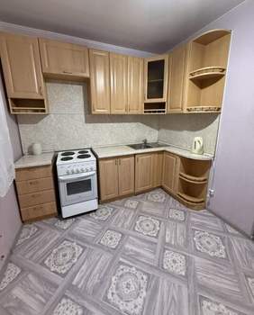 1-к квартира, на длительный срок, 42м2, 4/10 этаж