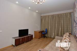 1-к квартира, на длительный срок, 41м2, 4/5 этаж