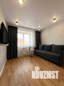 1-к квартира, посуточно, 37м2, 8/10 этаж