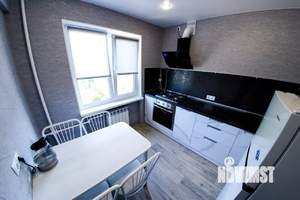 2-к квартира, посуточно, 47м2, 5/5 этаж