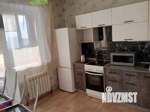 1-к квартира, посуточно, 35м2, 11/16 этаж