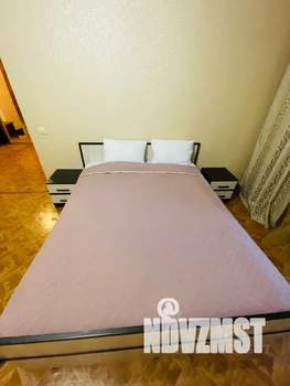 1-к квартира, посуточно, 40м2, 4/9 этаж