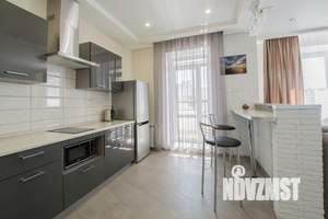 1-к квартира, посуточно, 42м2, 1/1 этаж