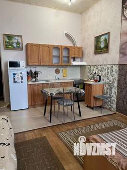 Студия квартира, посуточно, 30м2, 4/5 этаж