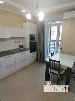 1-к квартира, посуточно, 50м2, 4/17 этаж