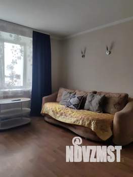 1-к квартира, посуточно, 37м2, 6/9 этаж