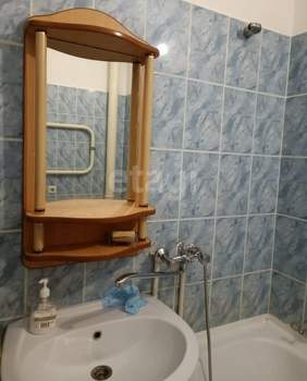 1-к квартира, на длительный срок, 49м2, 8/10 этаж