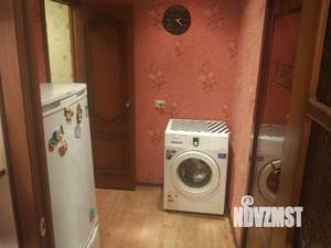 Студия квартира, посуточно, 29м2, 3/9 этаж