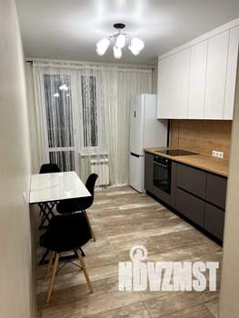 1-к квартира, посуточно, 40м2, 16/16 этаж