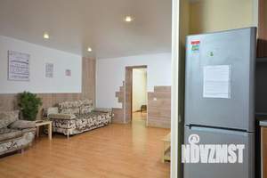 2-к квартира, посуточно, 50м2, 1/1 этаж