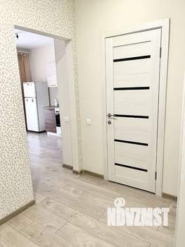 1-к квартира, посуточно, 40м2, 10/18 этаж