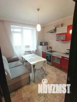 1-к квартира, посуточно, 38м2, 1/1 этаж