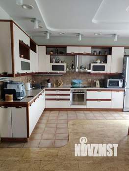 2-к квартира, на длительный срок, 130м2, 7/10 этаж