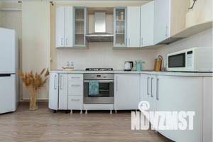 2-к квартира, посуточно, 68м2, 1/9 этаж