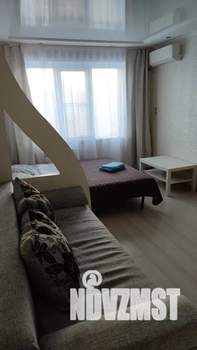 1-к квартира, посуточно, 33м2, 7/9 этаж