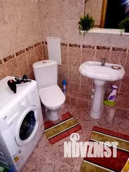 Студия квартира, посуточно, 40м2, 1/15 этаж