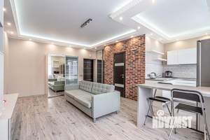 1-к квартира, посуточно, 40м2, 12/16 этаж