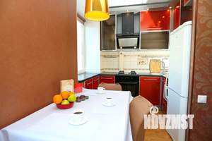 2-к квартира, посуточно, 42м2, 4/5 этаж