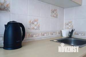 Студия квартира, посуточно, 45м2, 3/5 этаж