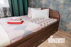 2-к квартира, посуточно, 48м2, 1/1 этаж