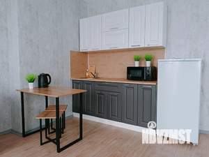 Студия квартира, посуточно, 35м2, 2/10 этаж