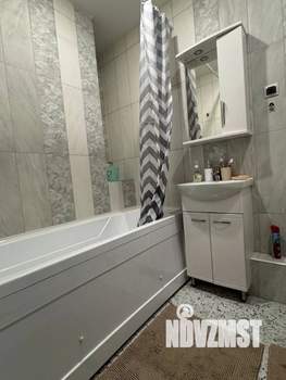 1-к квартира, посуточно, 35м2, 14/22 этаж