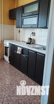 1-к квартира, посуточно, 42м2, 7/10 этаж
