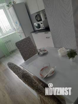 Студия квартира, посуточно, 40м2, 13/16 этаж
