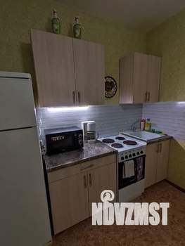 Студия квартира, посуточно, 41м2, 9/10 этаж
