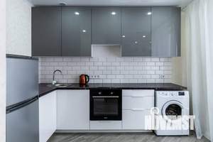 Студия квартира, посуточно, 37м2, 3/21 этаж