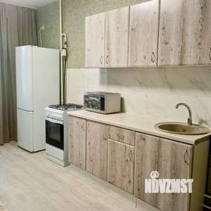 1-к квартира, посуточно, 38м2, 6/10 этаж