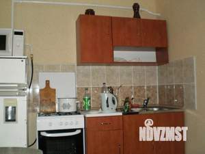 1-к квартира, посуточно, 38м2, 1/9 этаж