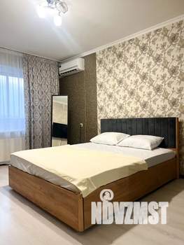 1-к квартира, посуточно, 42м2, 5/10 этаж