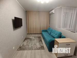 Студия квартира, посуточно, 40м2, 8/16 этаж