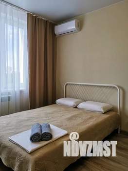 1-к квартира, посуточно, 40м2, 3/22 этаж