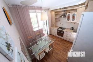 1-к квартира, посуточно, 42м2, 3/10 этаж