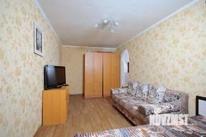 1-к квартира, посуточно, 35м2, 1/1 этаж