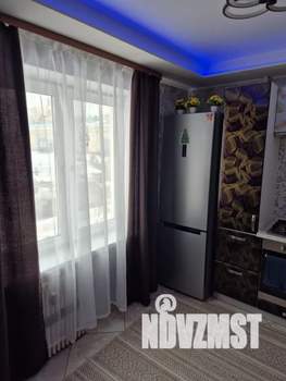 1-к квартира, посуточно, 37м2, 1/10 этаж