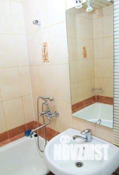 2-к квартира, посуточно, 50м2, 1/1 этаж