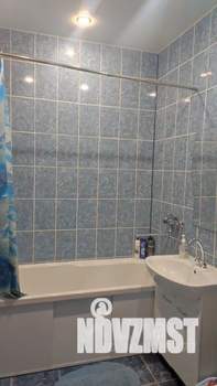 1-к квартира, посуточно, 44м2, 6/10 этаж