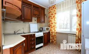 2-к квартира, посуточно, 52м2, 1/1 этаж