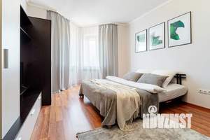 1-к квартира, посуточно, 42м2, 4/10 этаж