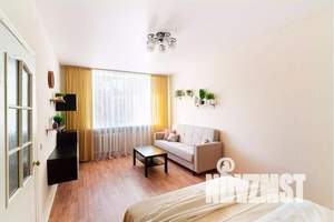 1-к квартира, посуточно, 37м2, 1/5 этаж