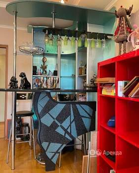 4-к квартира, на длительный срок, 130м2, 2/10 этаж