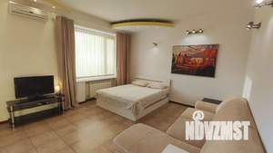 Студия квартира, посуточно, 38м2, 2/5 этаж