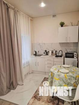 Студия квартира, посуточно, 31м2, 1/5 этаж