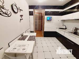 1-к квартира, посуточно, 38м2, 9/12 этаж