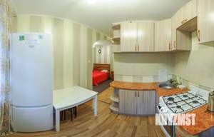 1-к квартира, посуточно, 30м2, 1/5 этаж